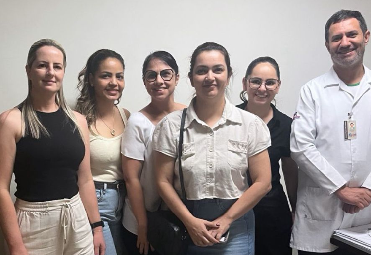 ENFERMEIRAS DA SANTA CASA DE AURIFLAMA VISITAM O HOSPITAL REGIONAL DE ILHA SOLTEIRA.  Na última terça-feira as enfermeiras Natália Gonçalves, Lígia Delatorre e Vívian Carvalho, visitaram o Hospital Regional de Ilha Solteira para troca de experiências e ap